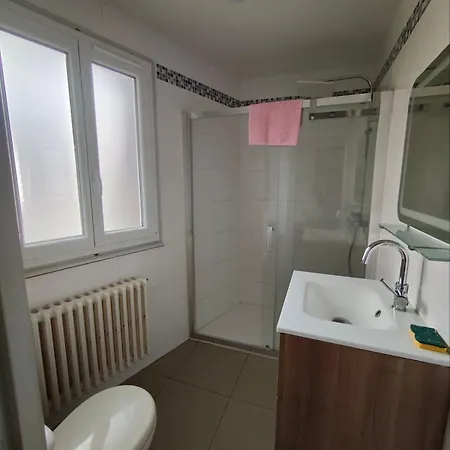 Bristol Manor N20 Terrasse Cuisine Et Néris-les-Bains